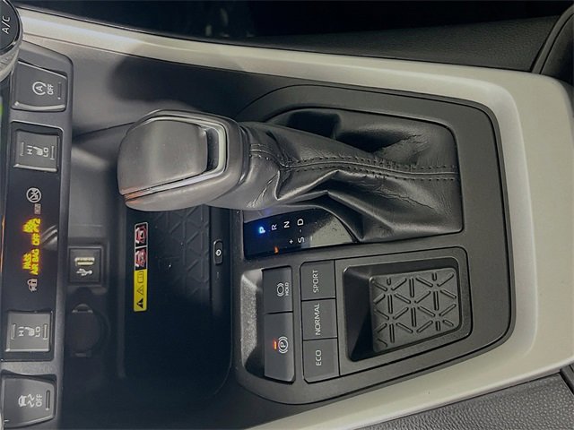 Used 2023 Toyota RAV4 XLE Premium image 23