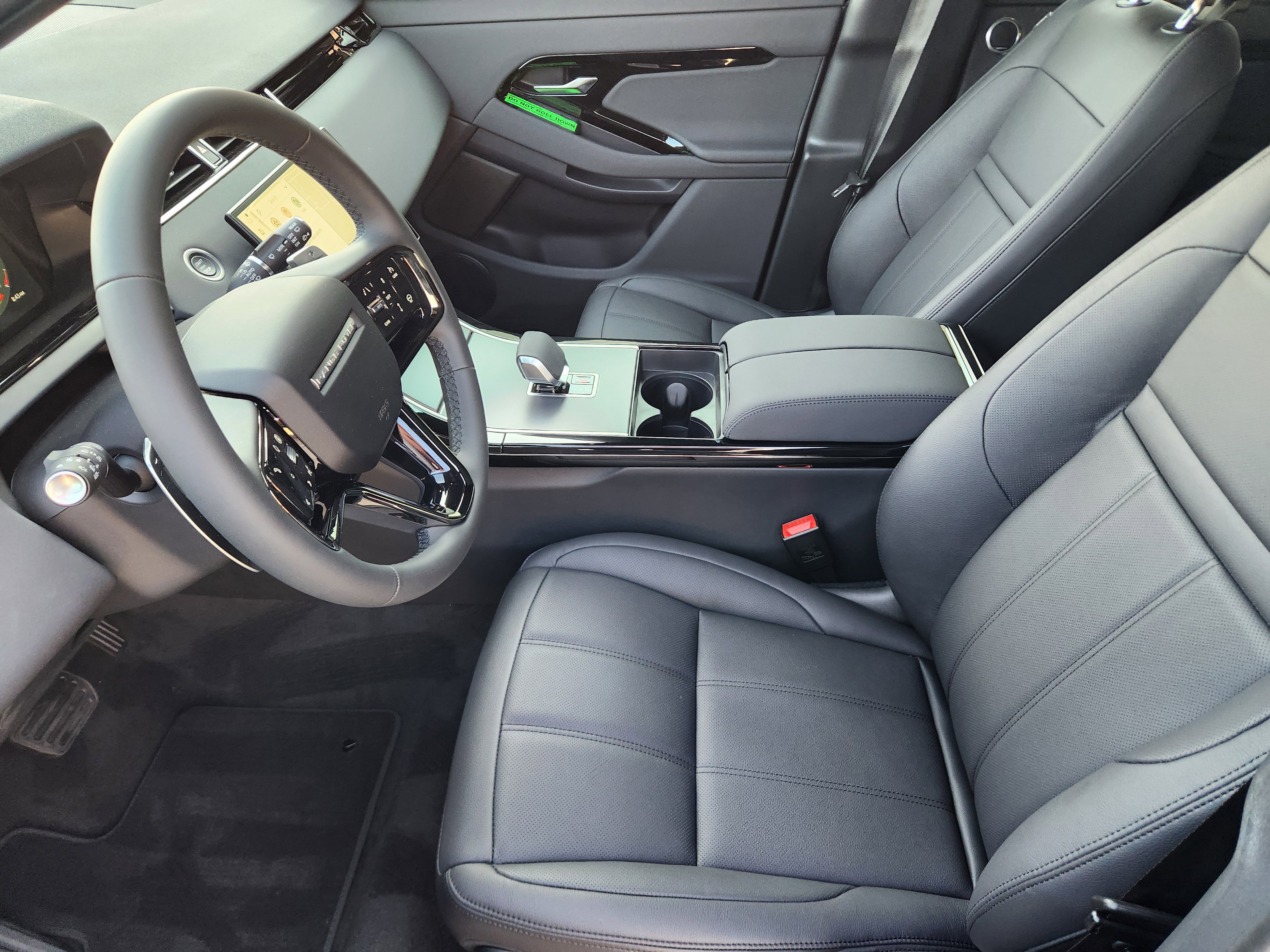 New 2026 Land Rover Range Rover Evoque S image 12