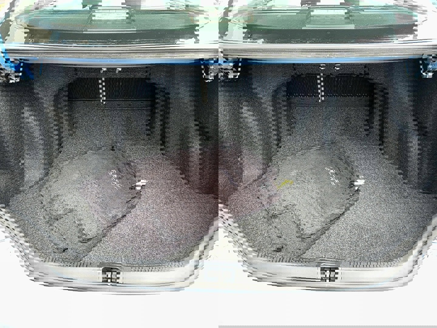 Used 2012 Toyota Camry L image 20