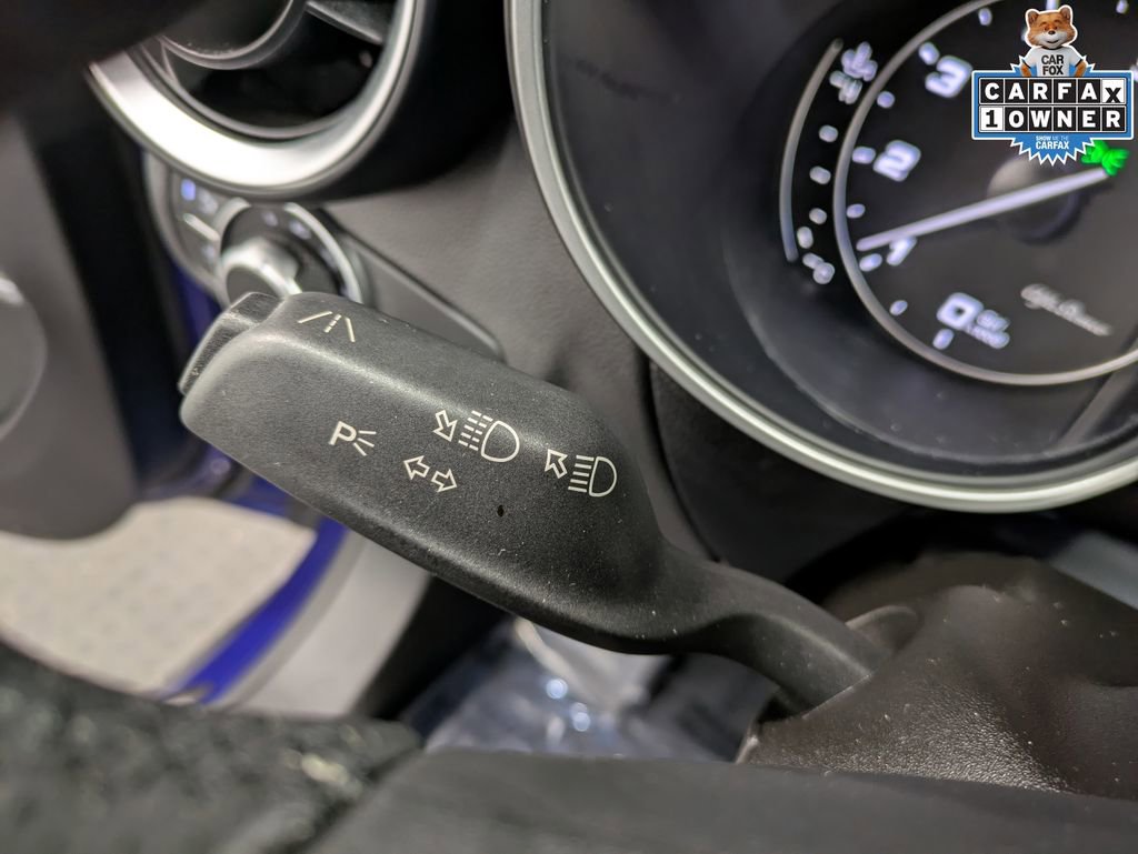 Used 2023 Alfa Romeo Stelvio Ti AWD/4WD image 18