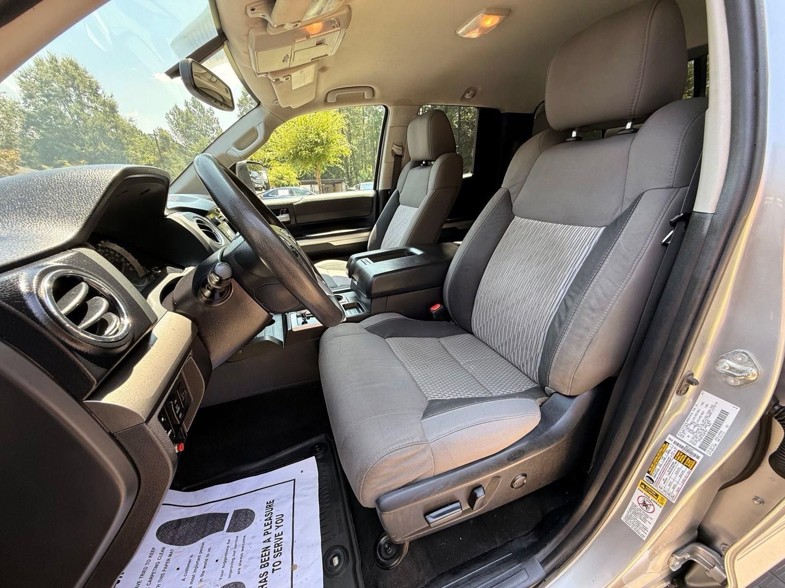 Used 2016 Toyota Tundra SR5 w/ SR5 Upgrade Package RWD image 20