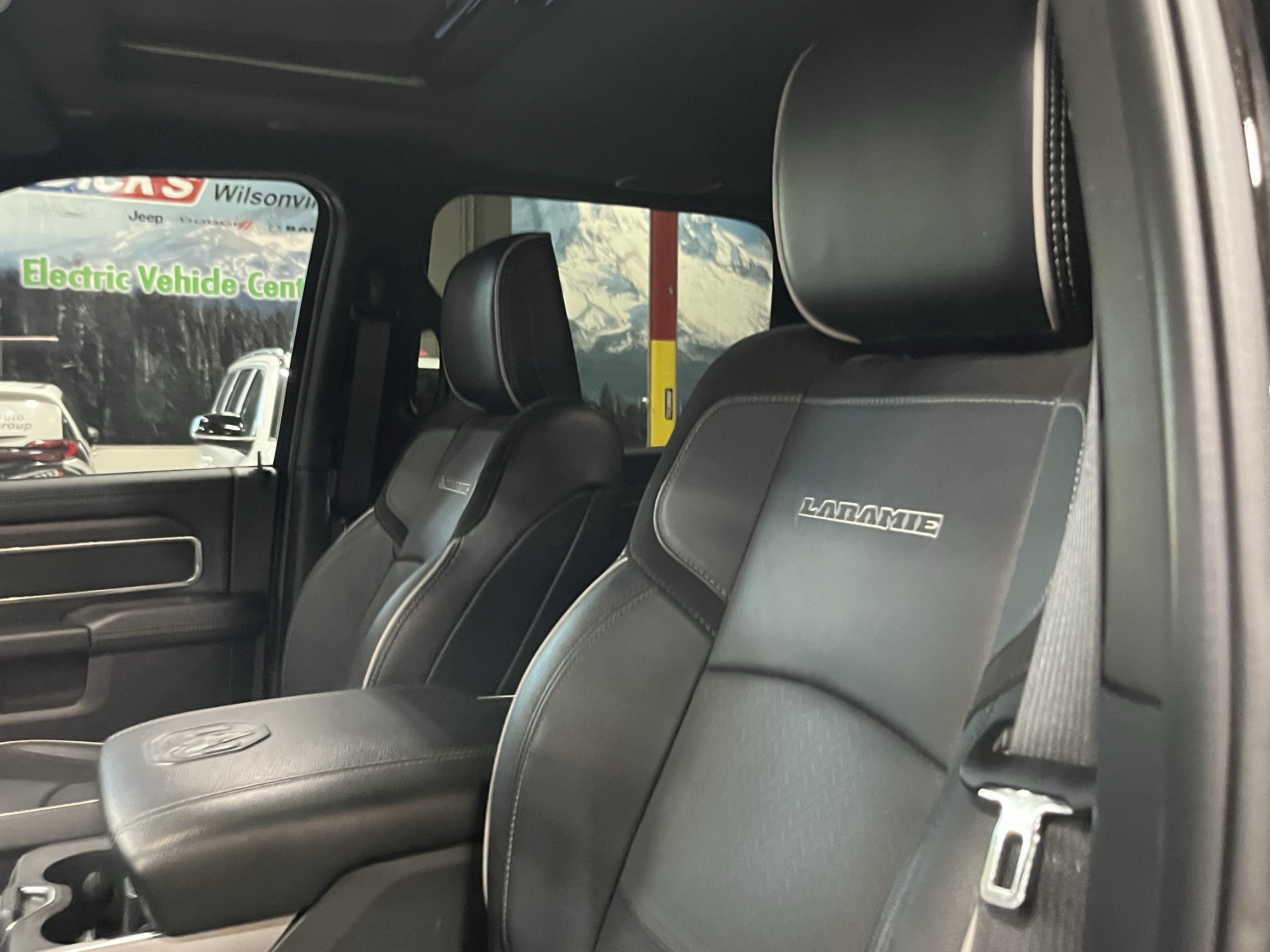 Certified 2025 RAM 2500 Laramie w/ Night Edition AWD/4WD image 21