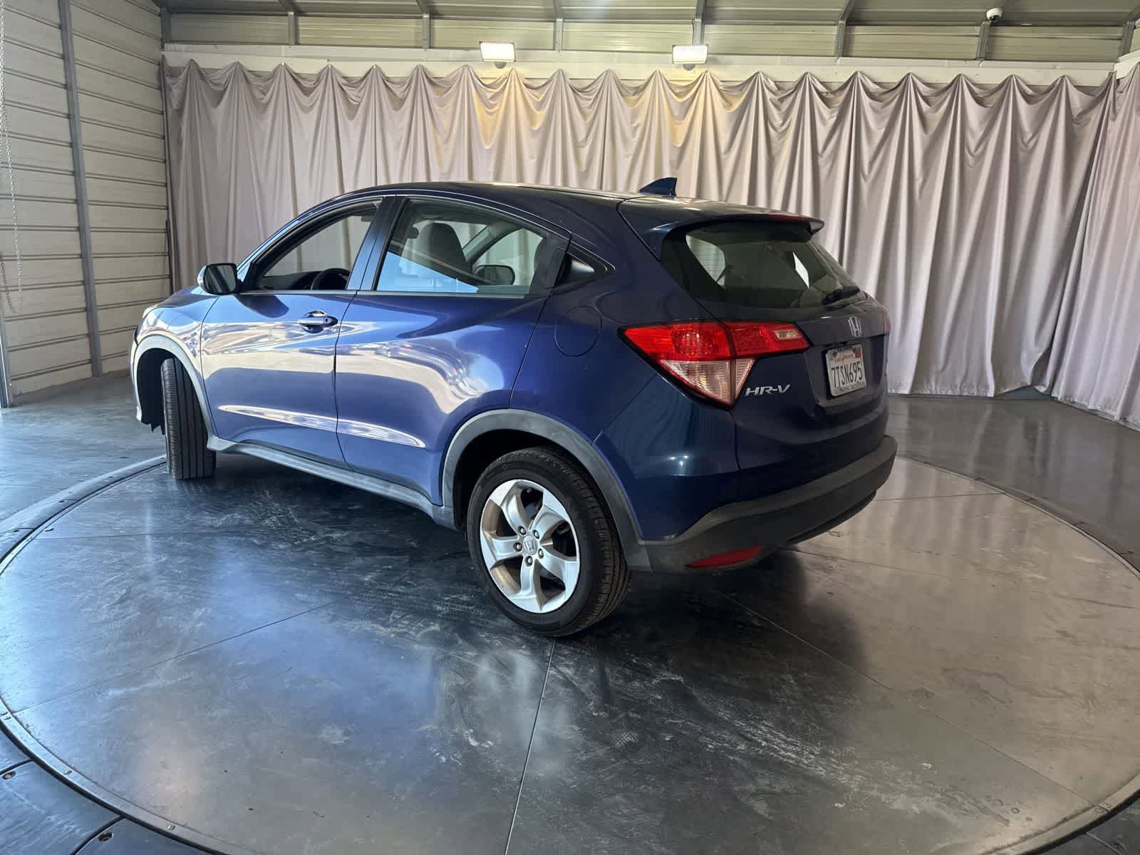 Used 2016 Honda HR-V LX image 5