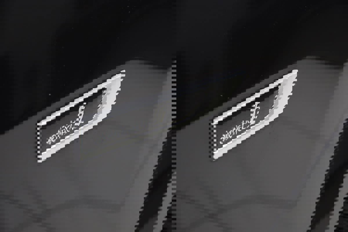 Used 2023 BMW X5 xDrive45e w/ M Sport Package image 51