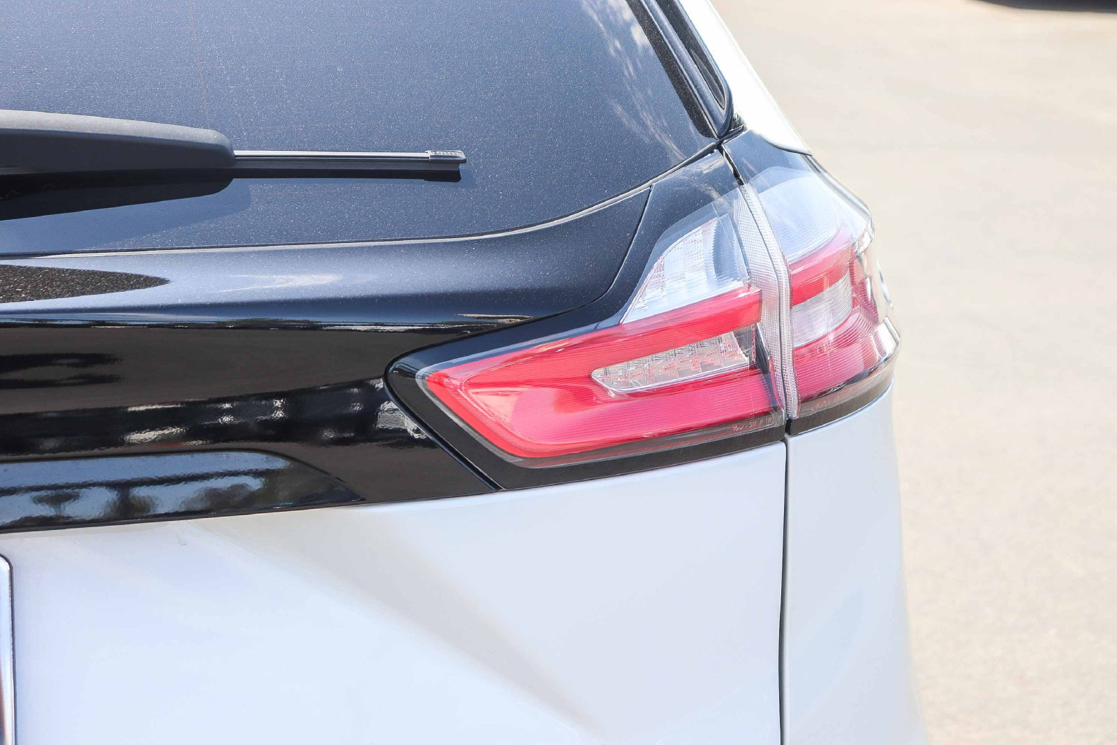 Used 2022 Ford Edge ST-Line AWD/4WD image 8