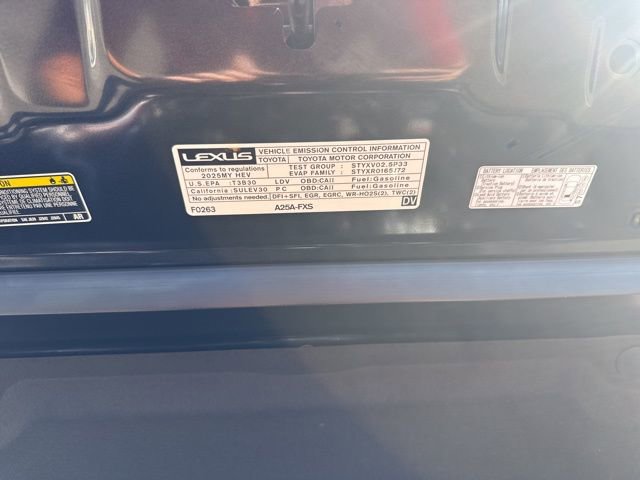 Used 2025 Lexus ES 300h F Sport FWD image 30