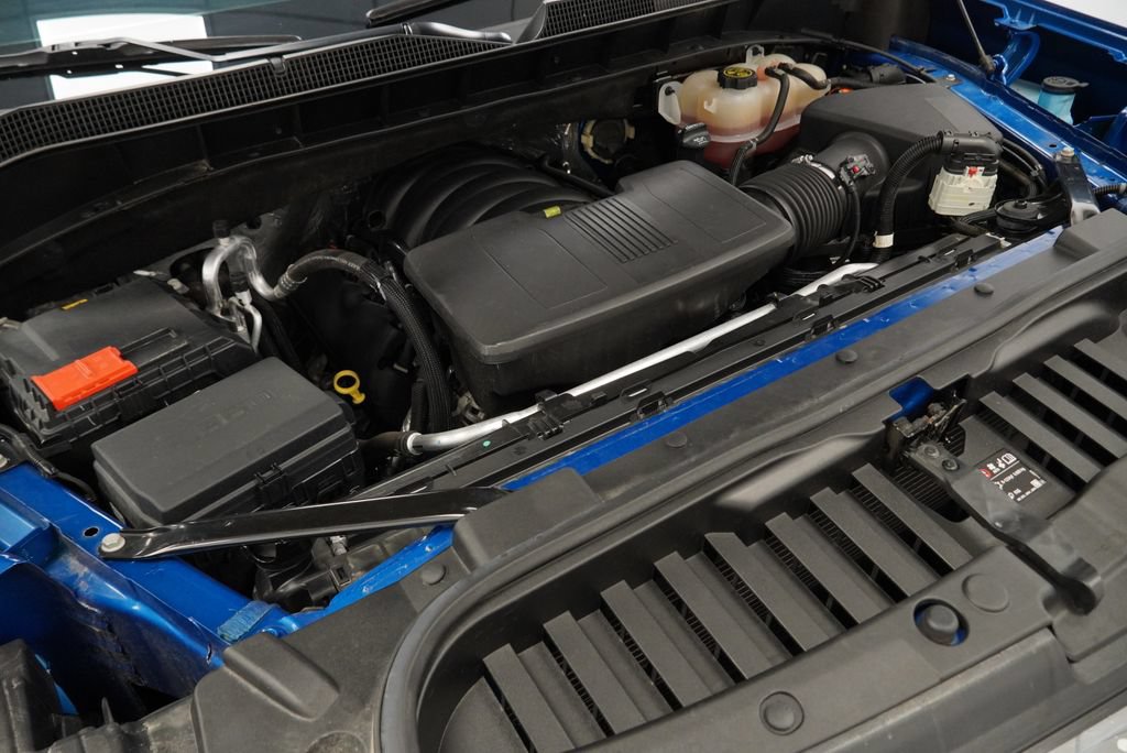 Certified 2022 Chevrolet Silverado 1500 LT AWD/4WD image 40