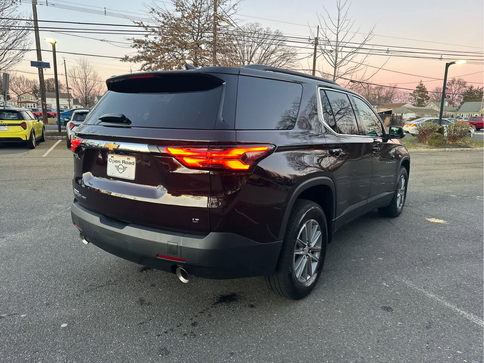 Used 2023 Chevrolet Traverse LT image 11