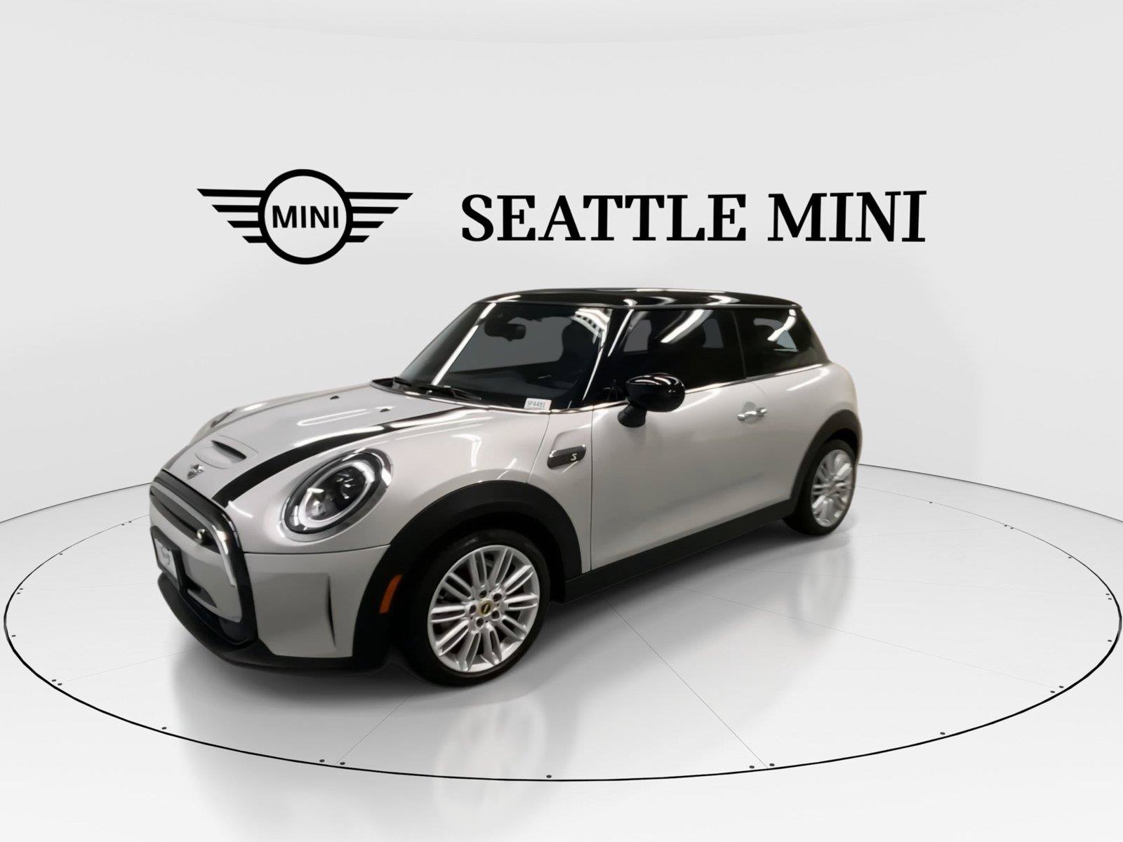 Used 2023 MINI Cooper SE FWD image 5