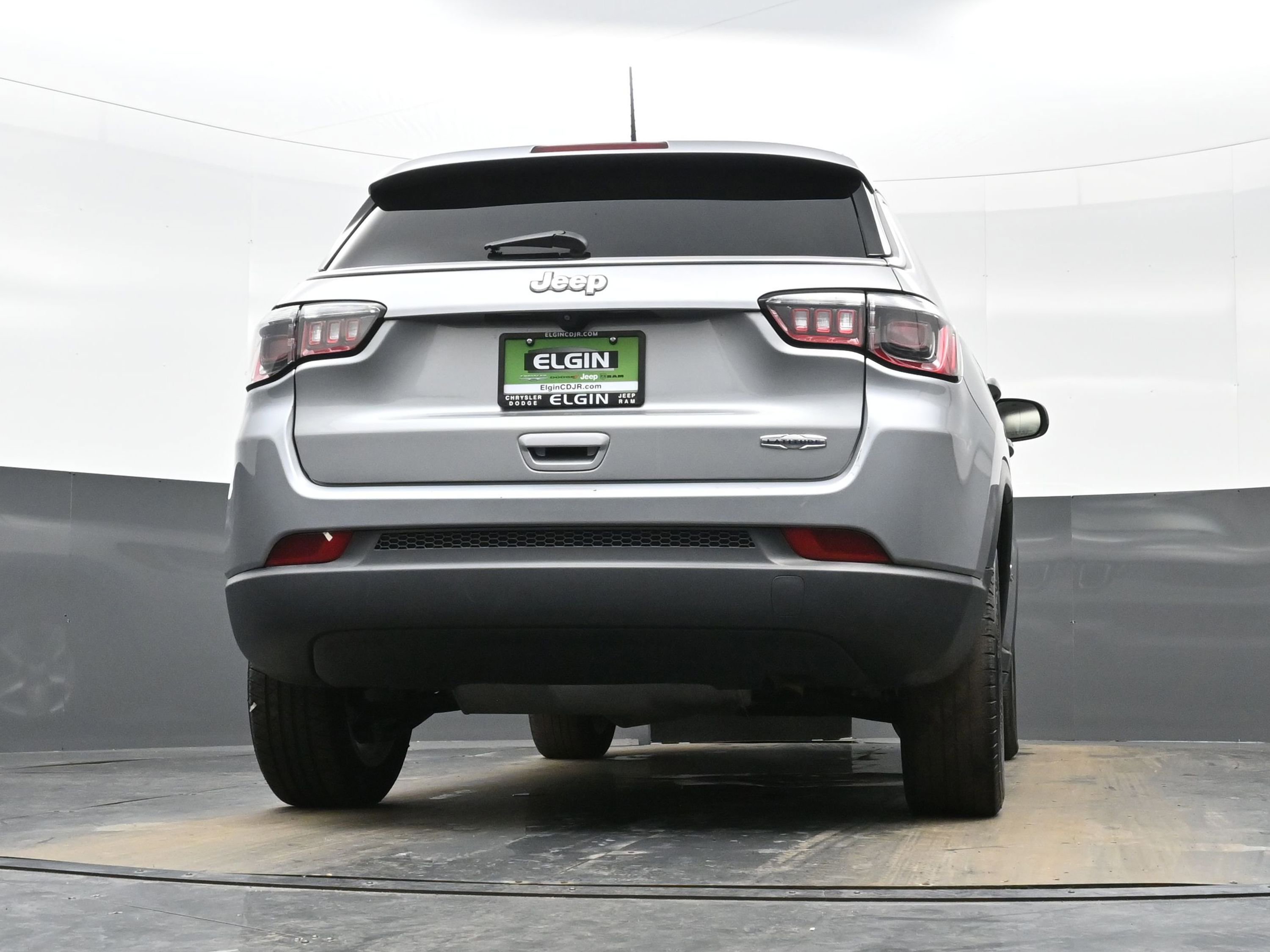 Used 2022 Jeep Compass Latitude w/ Convenience Group image 29