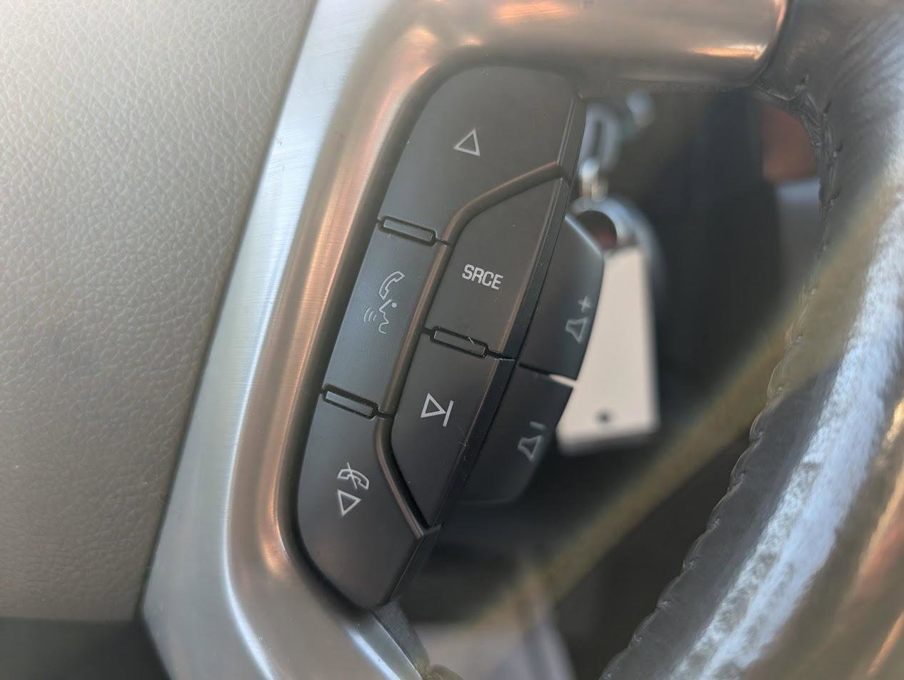Used 2013 Chevrolet Suburban LTZ AWD/4WD image 30