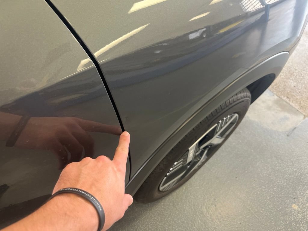 Used 2025 Nissan Kicks SV FWD image 7