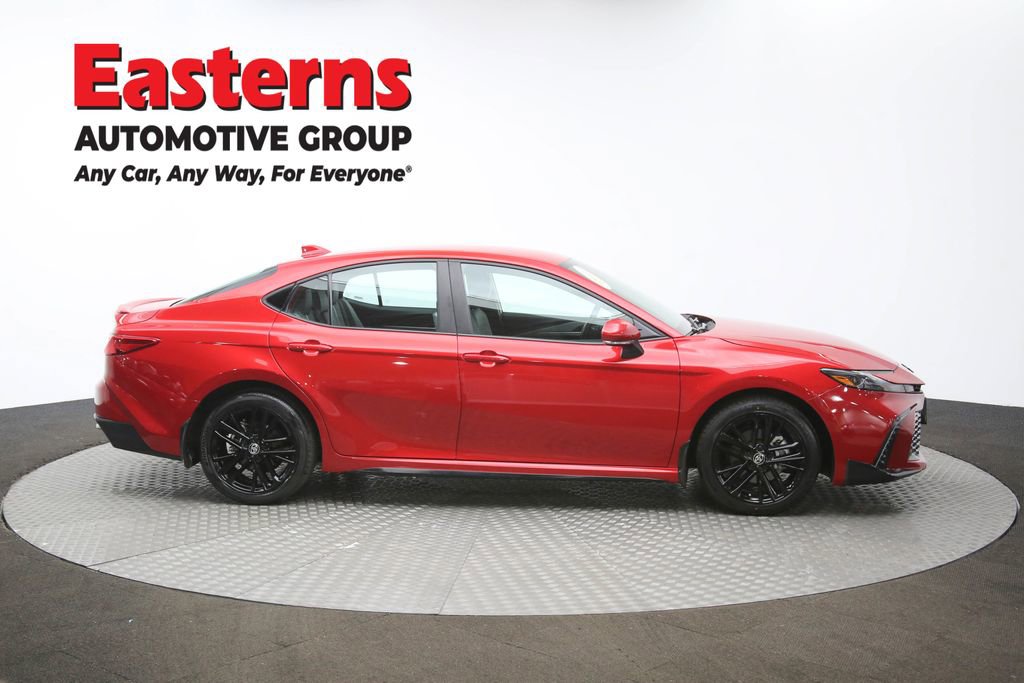 Used 2025 Toyota Camry SE w/ Convenience Package image 78