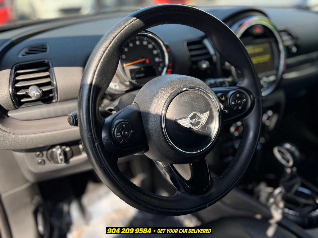 Used 2016 MINI Cooper Clubman FWD image 15