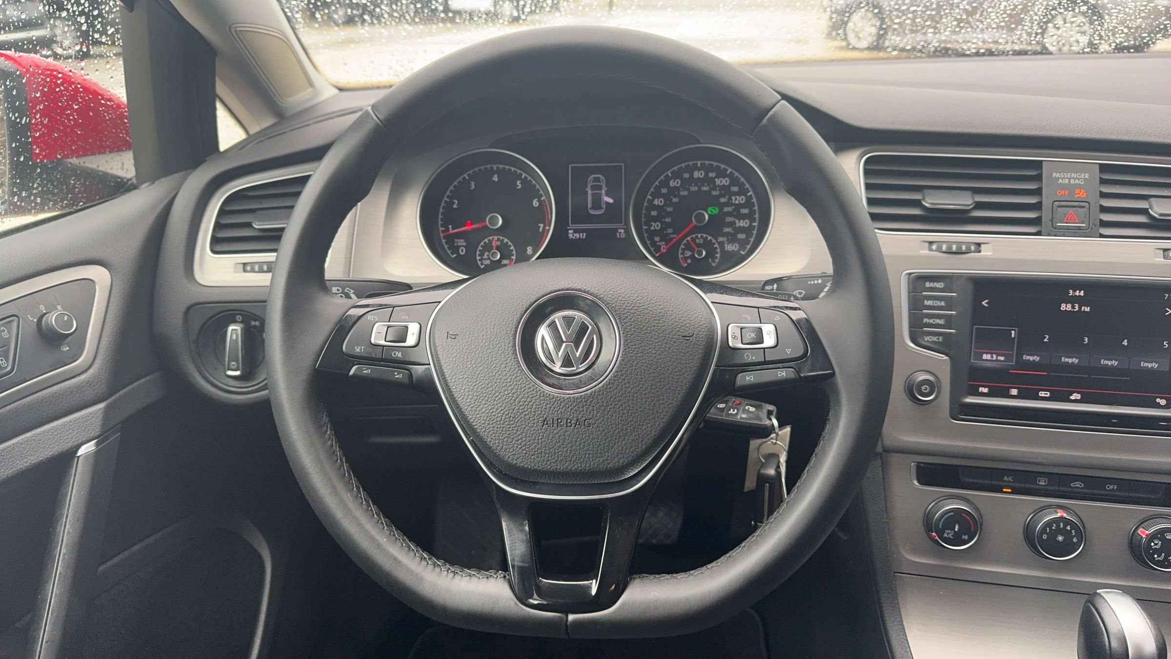 Used 2016 Volkswagen Golf S FWD image 10