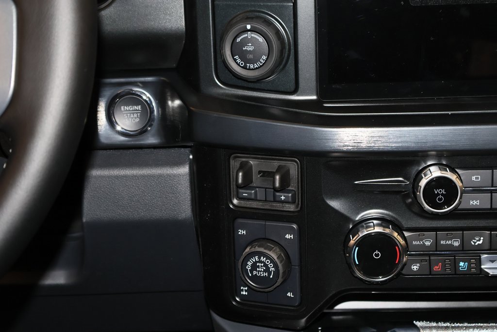 New 2025 Ford F350 Lariat w/ Lariat Ultimate Package image 22