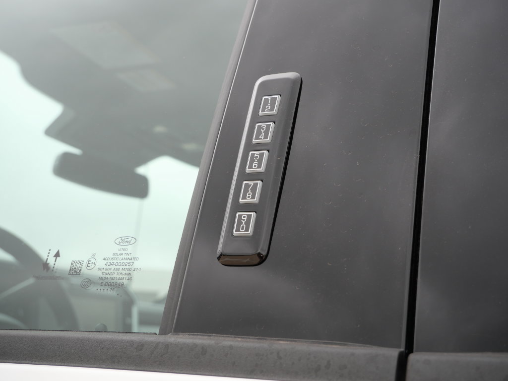 New 2026 Ford F250 Platinum AWD/4WD image 12