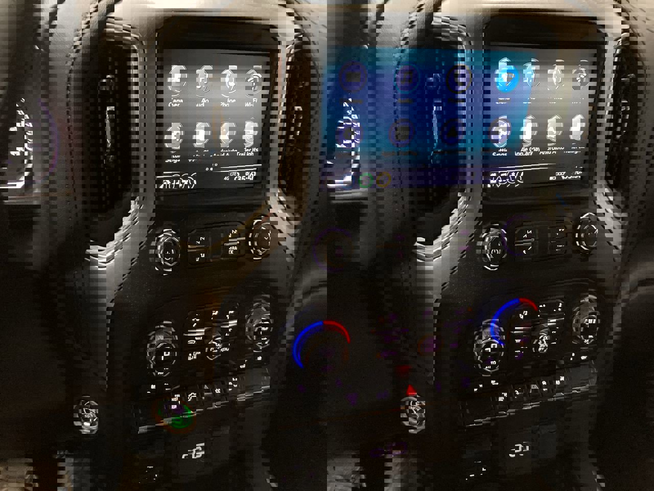 Used 2021 Chevrolet Silverado 3500 LT w/ Convenience Package AWD/4WD image 13