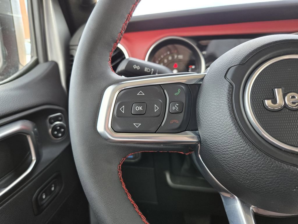 Used 2023 Jeep Wrangler Unlimited Rubicon 4xe image 16