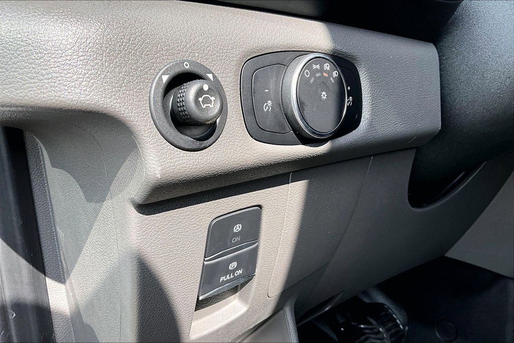 New 2026 Ford Transit 250 148 Medium Roof w/ Load Area Protection Package image 16