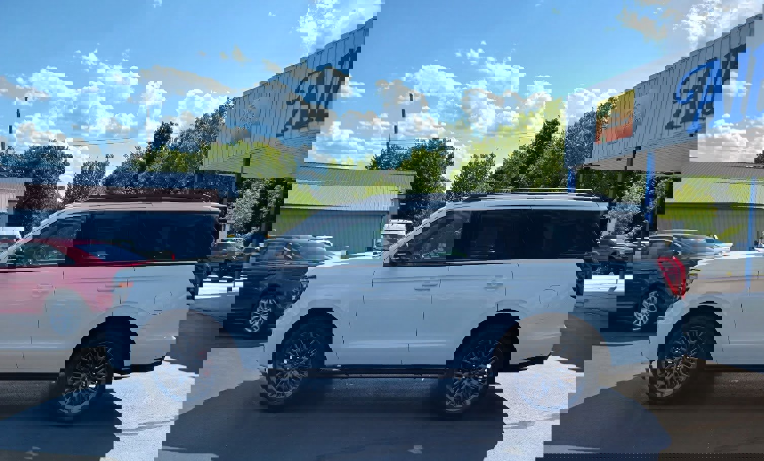 New 2025 Ford Expedition Platinum image 32