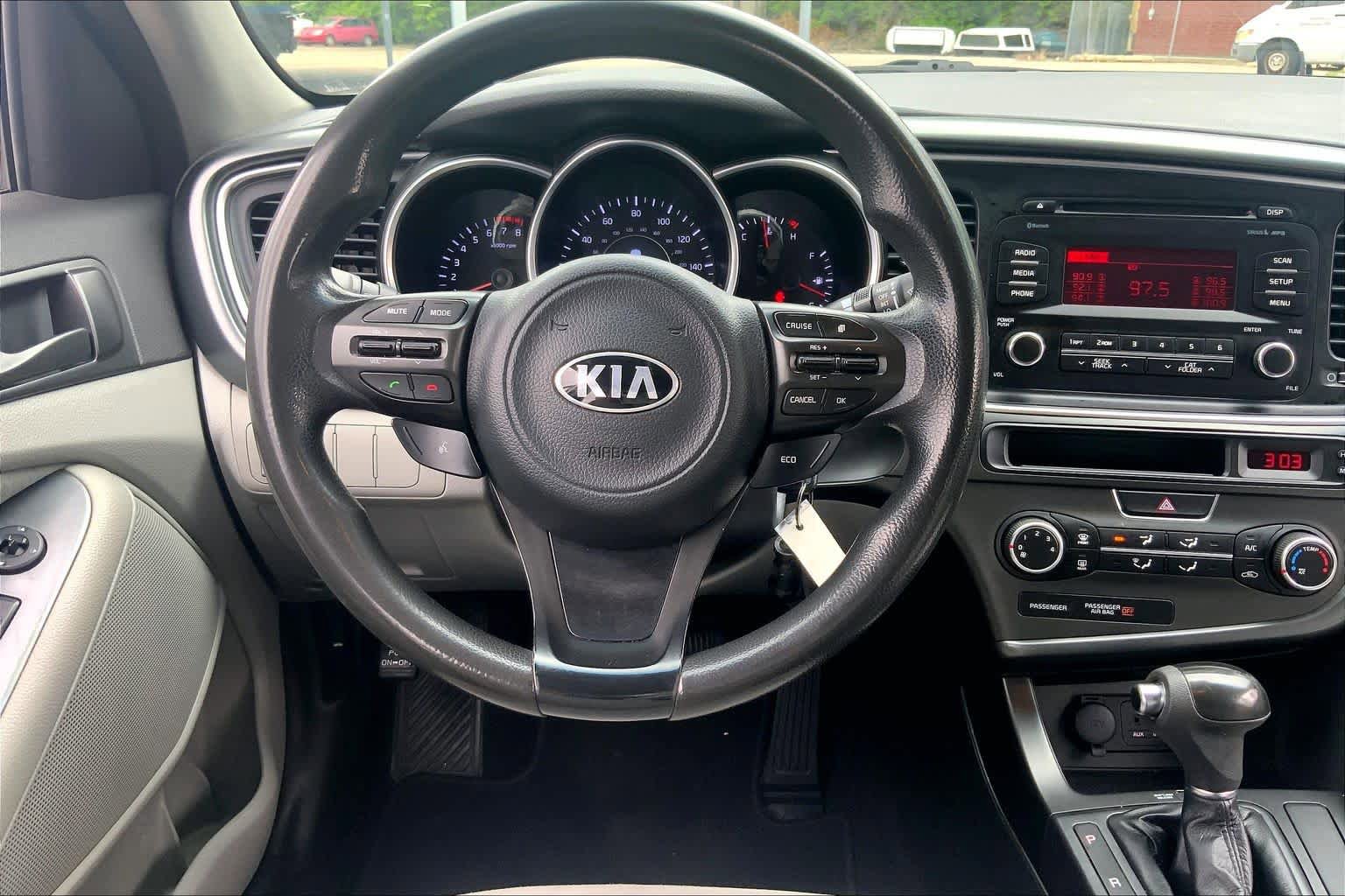 Used 2014 Kia Optima LX FWD image 6