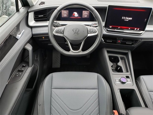 New 2026 Volkswagen Tiguan SE image 9