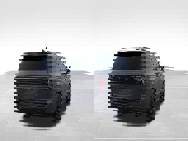 New 2025 Lincoln Navigator L Reserve w/ Jet Appearance Package image 30