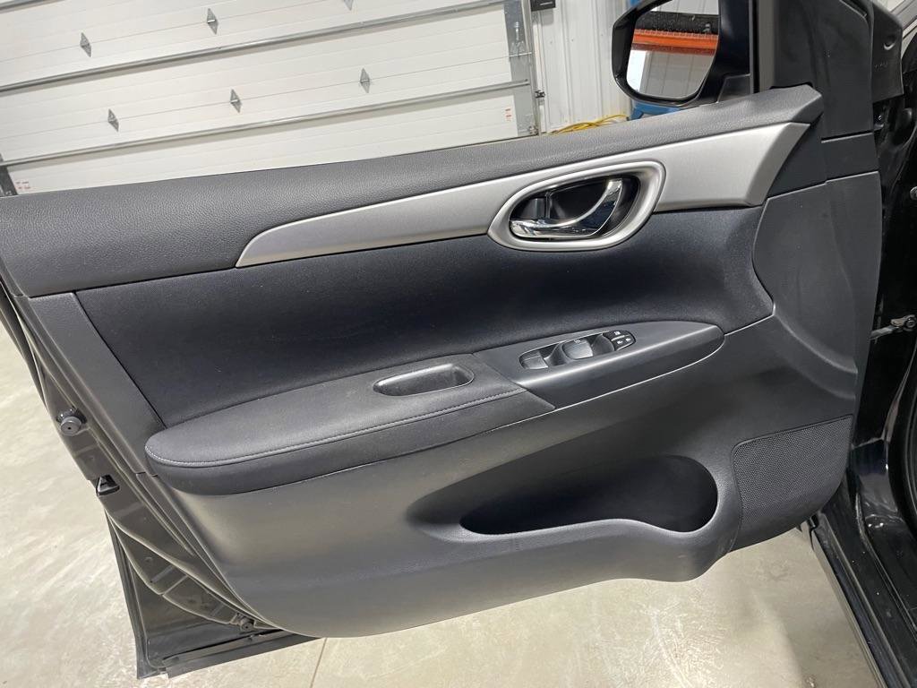 Used 2014 Nissan Sentra SV image 12