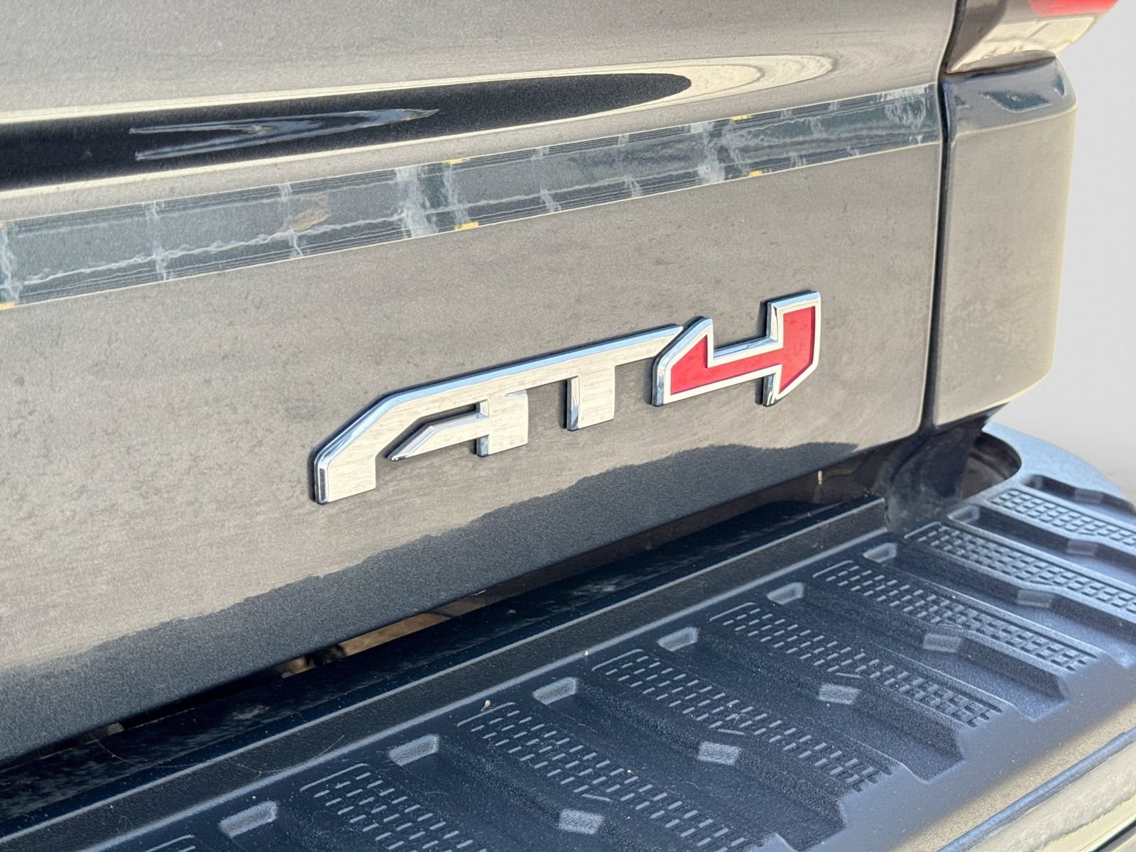 Used 2022 GMC Sierra 1500 AT4 w/ AT4 Preferred Package AWD/4WD image 44