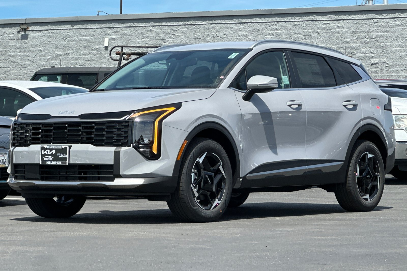 New 2026 Kia Sportage EX AWD/4WD image 8