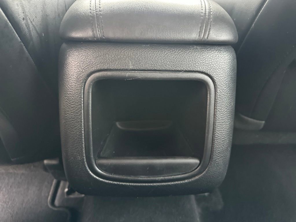 Used 2017 Chrysler 200 Limited Platinum FWD image 23