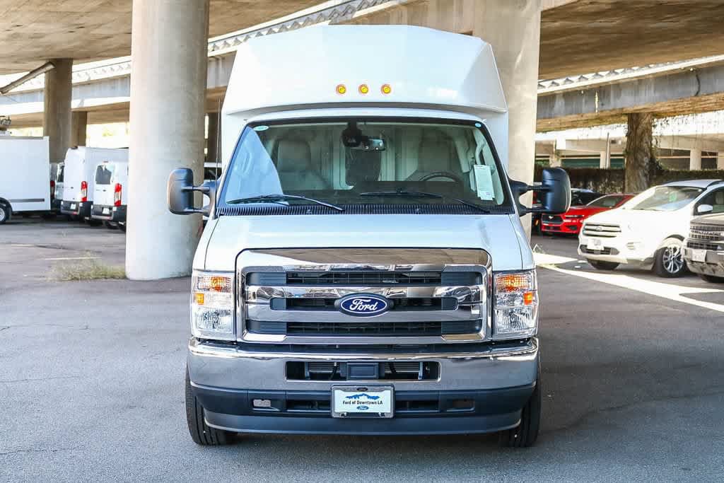 New 2026 Ford E-350 and Econoline 350 Super Duty w/ Power Equipment Group RWD image 3