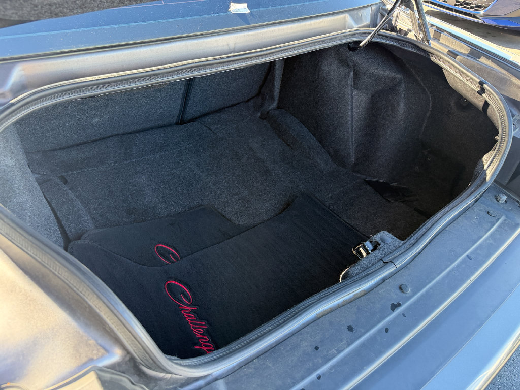 Used 2019 Dodge Challenger SXT RWD image 25