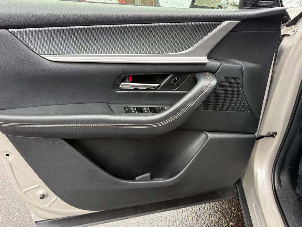 Used 2024 MAZDA CX-90 3.3 Turbo w/ Premium Package image 13