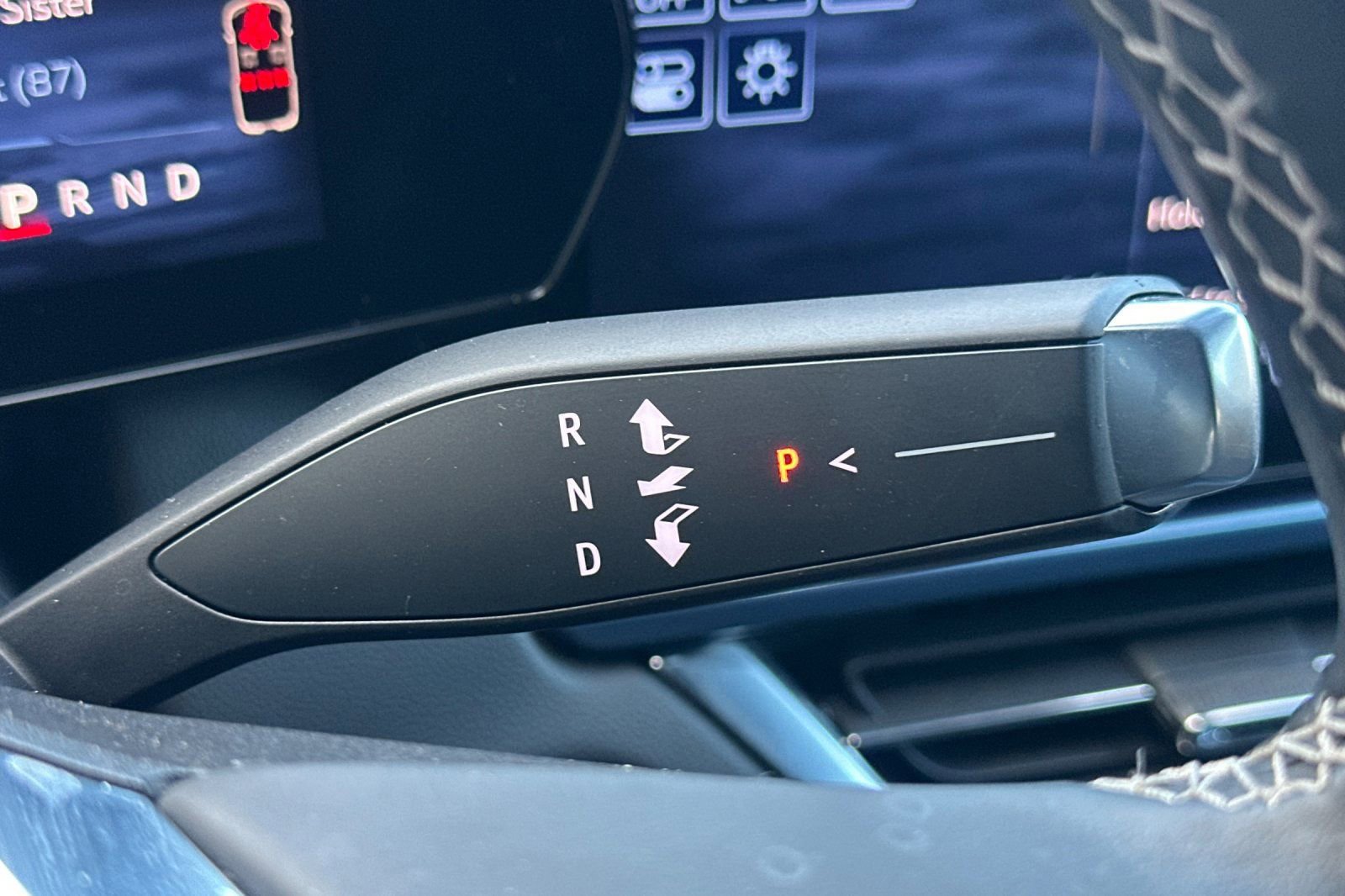 Used 2025 Chevrolet Equinox EV LT w/ Convenience Package image 25