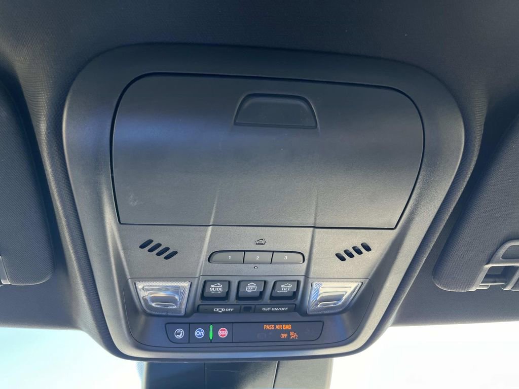 Certified 2024 Cadillac XT4 Sport image 38