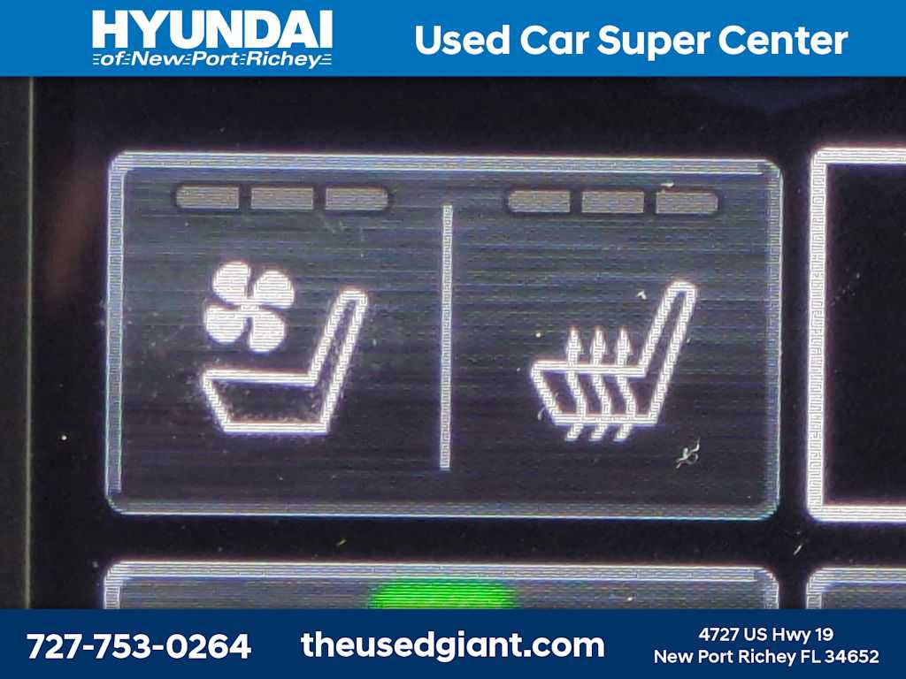 Used 2024 Subaru Outback Touring XT w/ Tech Package 3 AWD/4WD image 26
