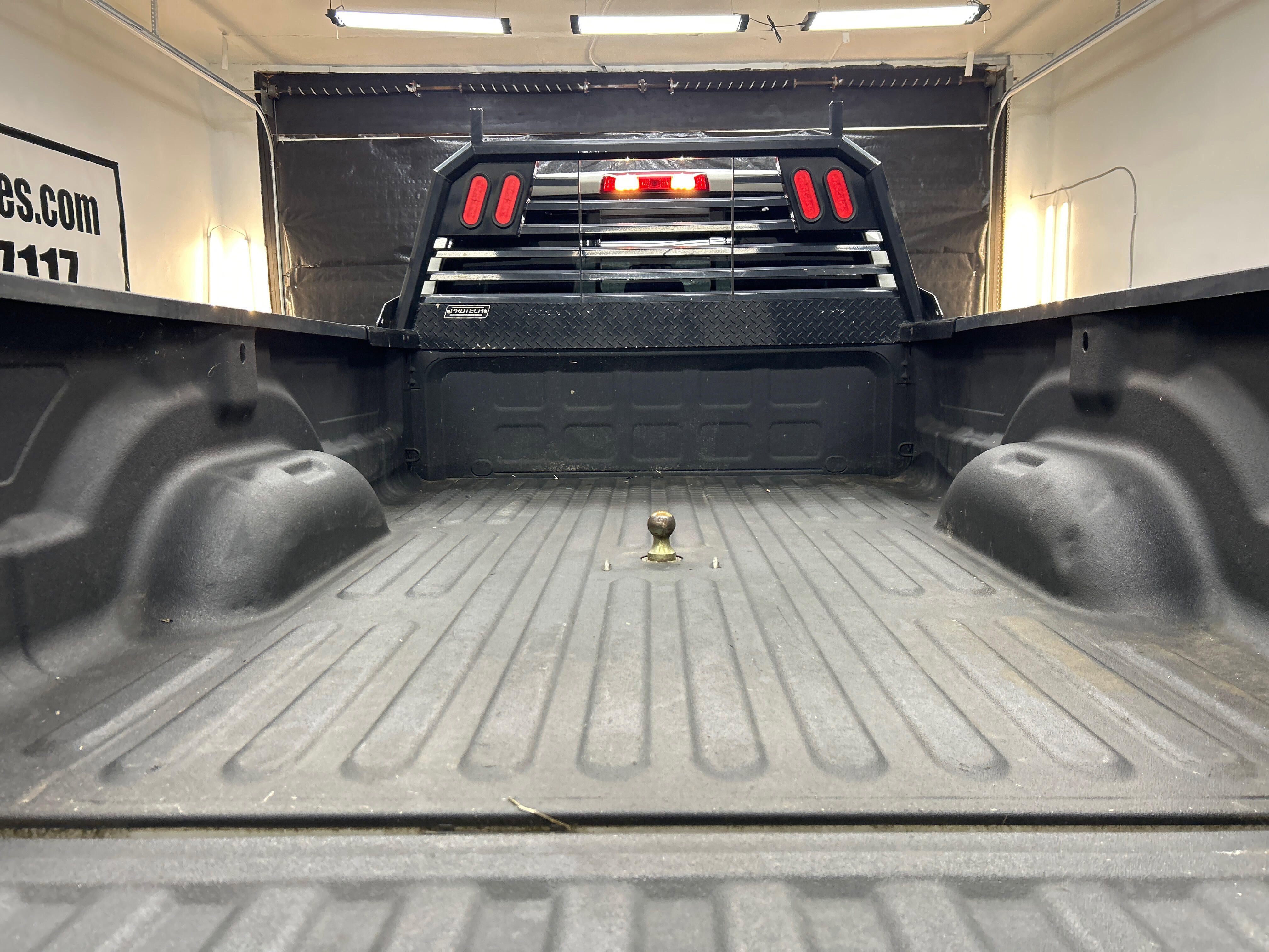 Used 2016 RAM 3500 Laramie w/ Convenience Group AWD/4WD image 12