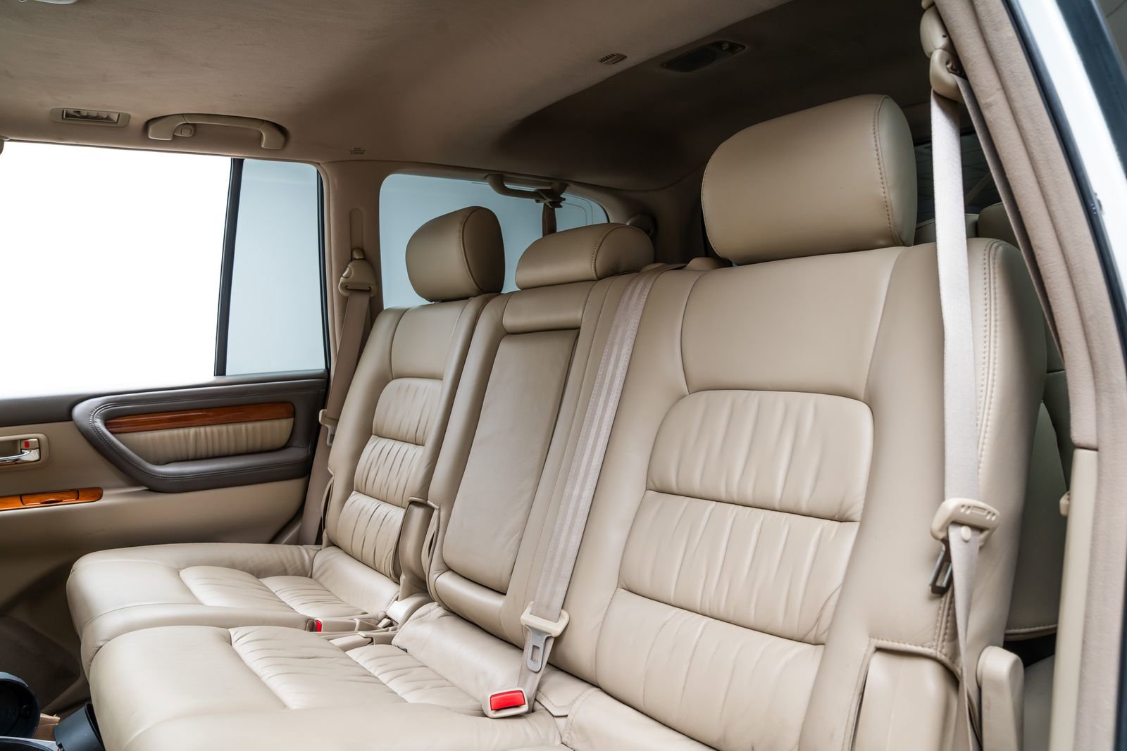 Used 2004 Lexus LX 470 4WD image 22