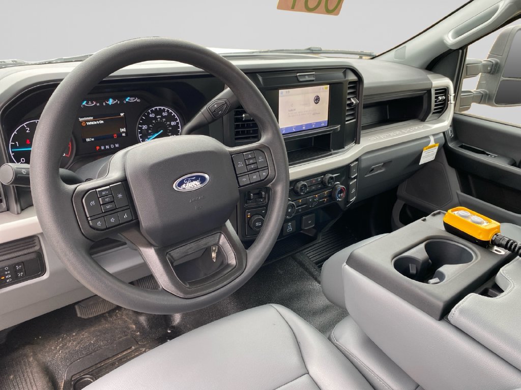New 2026 Ford F550 4x4 Regular Cab Super Duty image 18