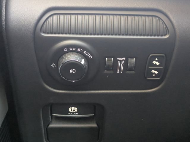 Used 2024 Jeep Grand Wagoneer Series II w/ Quick Order Packagew 28T image 35