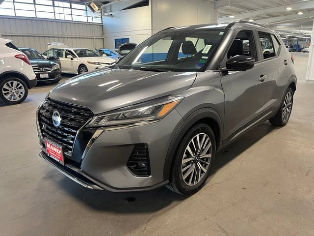 Used 2024 Nissan Kicks SR FWD image 7