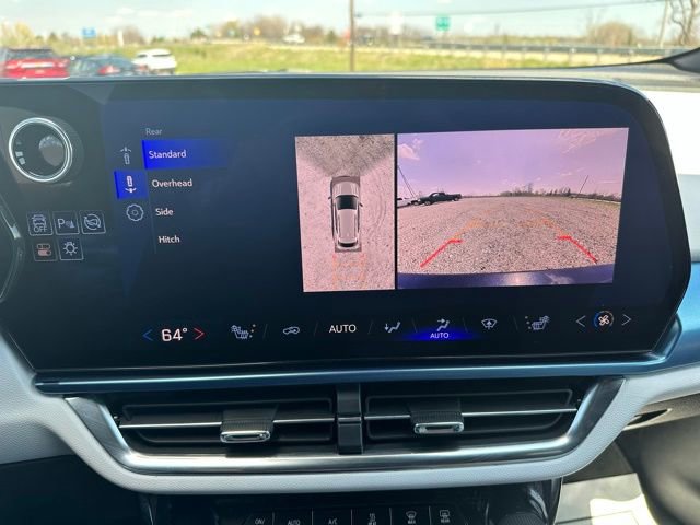 Used 2025 Chevrolet Equinox EV LT FWD image 46