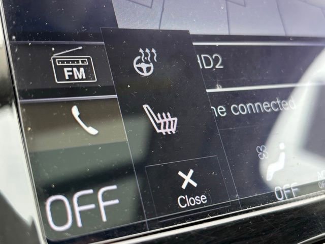 Used 2019 Volvo XC90 T6 Momentum w/ Protection Package Premier image 37