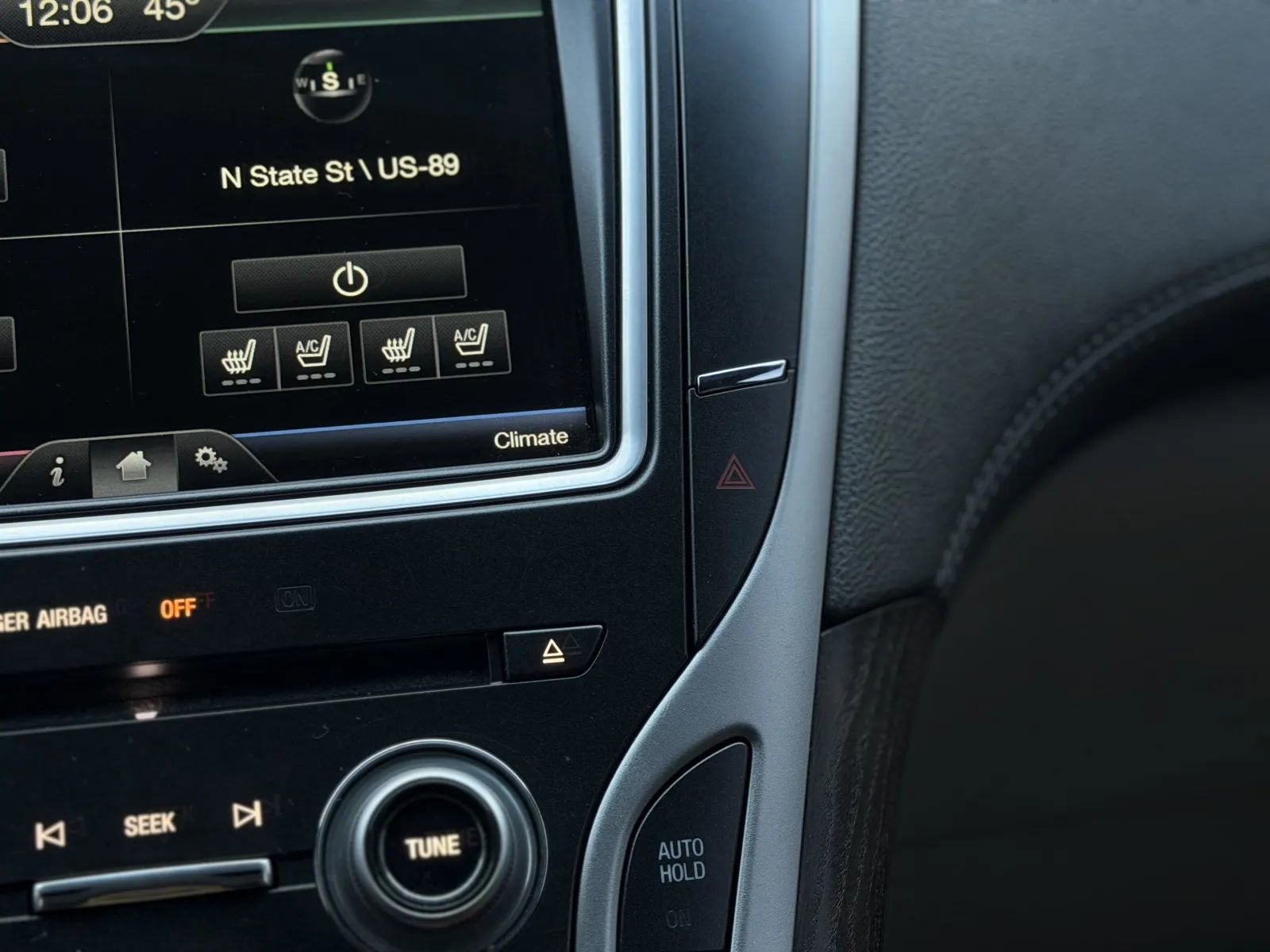 Used 2016 Lincoln MKX Reserve FWD image 31