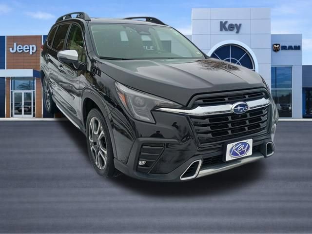 Used 2023 Subaru Ascent Touring AWD/4WD image 8