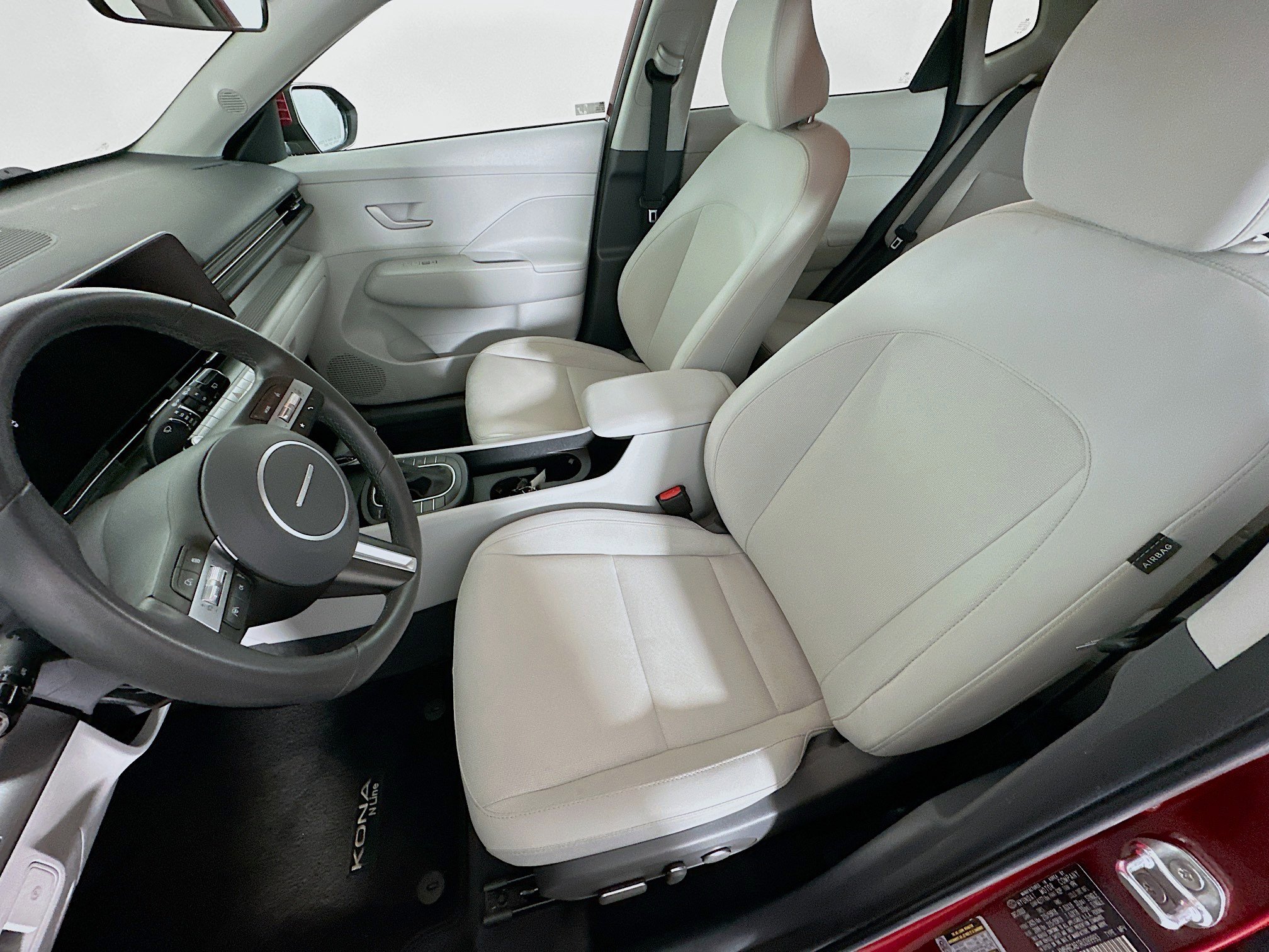 Used 2024 Hyundai Kona SEL image 13