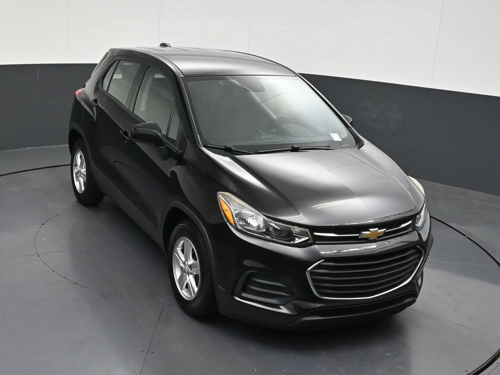Used 2021 Chevrolet Trax LS FWD image 26