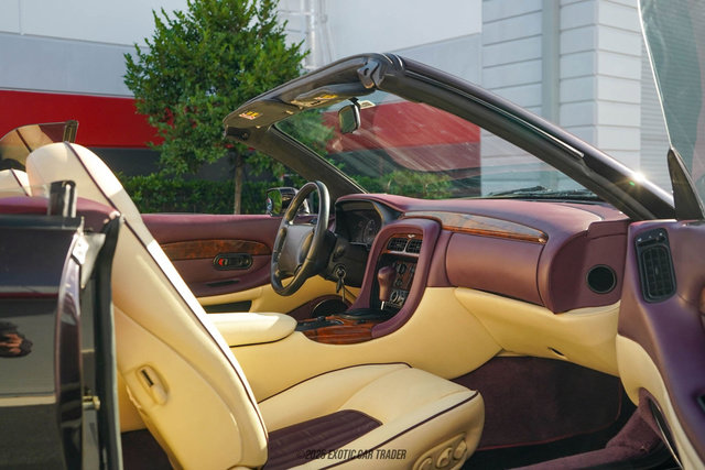 Used 1998 Aston Martin DB7 Volante image 52
